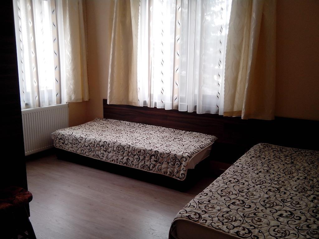 Advel Guest Hous Hotel Madzhare Cameră foto