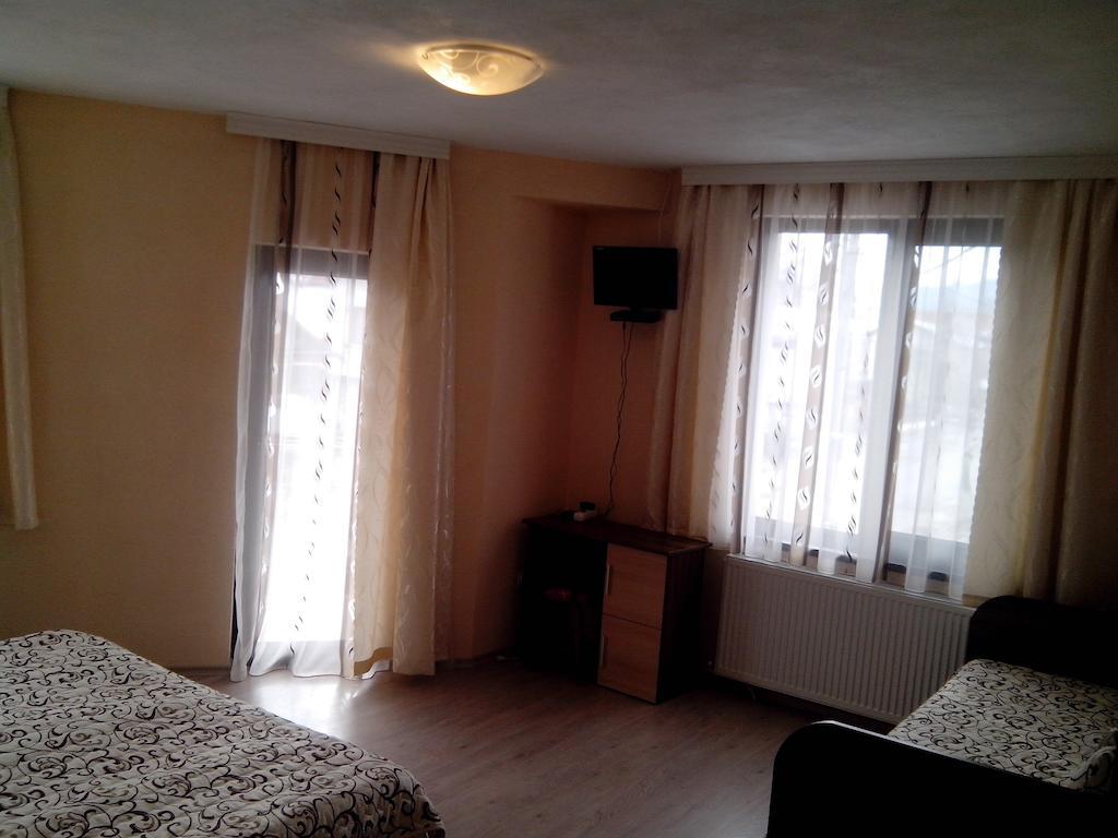 Advel Guest Hous Hotel Madzhare Cameră foto